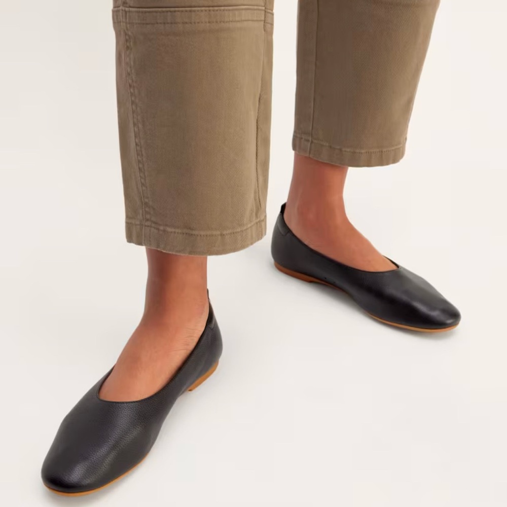 Everlane black leather Day Glove flats 8.5 women’s